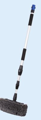 SIMONIZ Flow-Through Wash Brush. Extends to 80